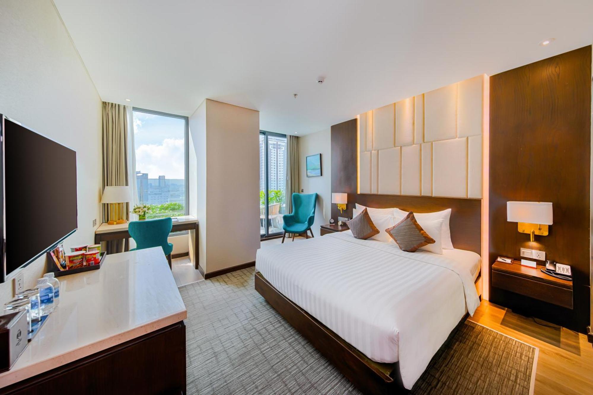 New Orient Hotel Da Nang Buitenkant foto